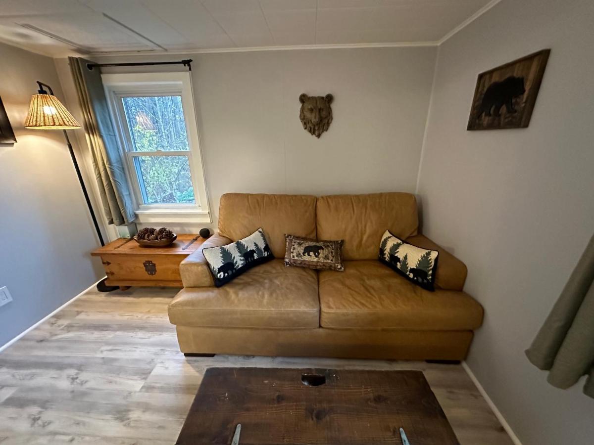 Escape To A Streamside Cabin In The Lower Catskills Wurtsboro Екстер'єр фото